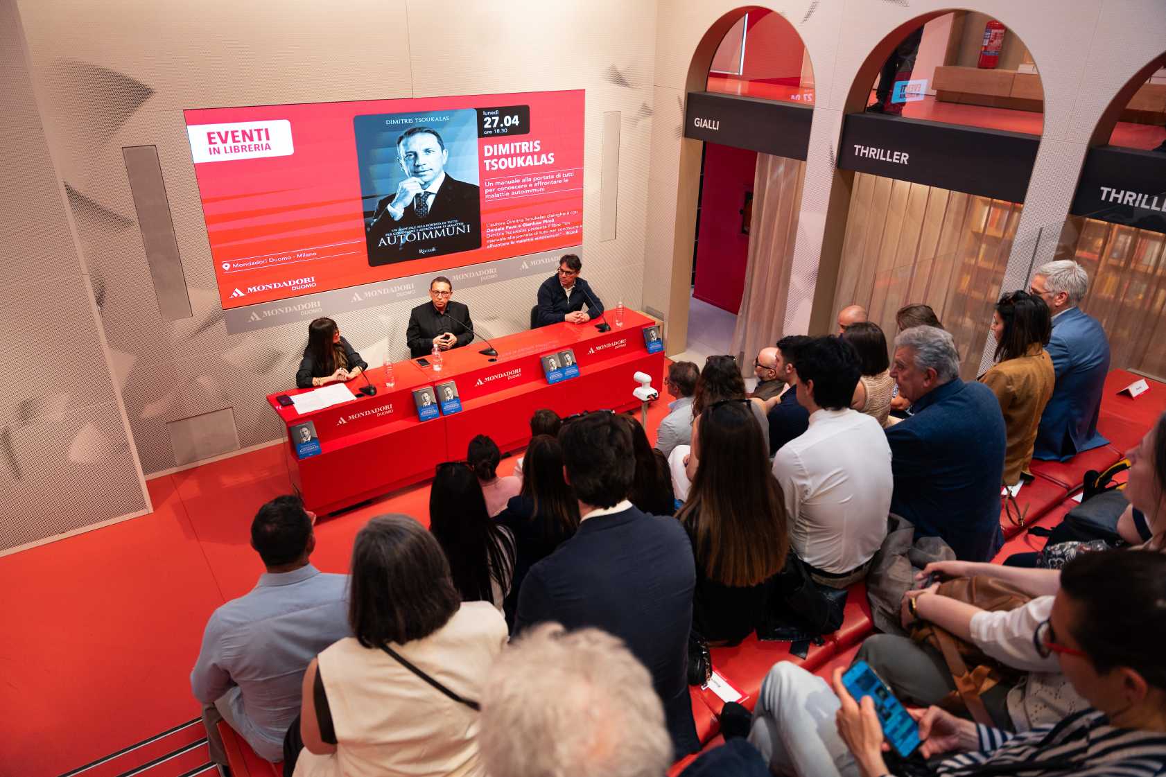 Dimitris Tsoukalas presentazione Mondadori Duomo
