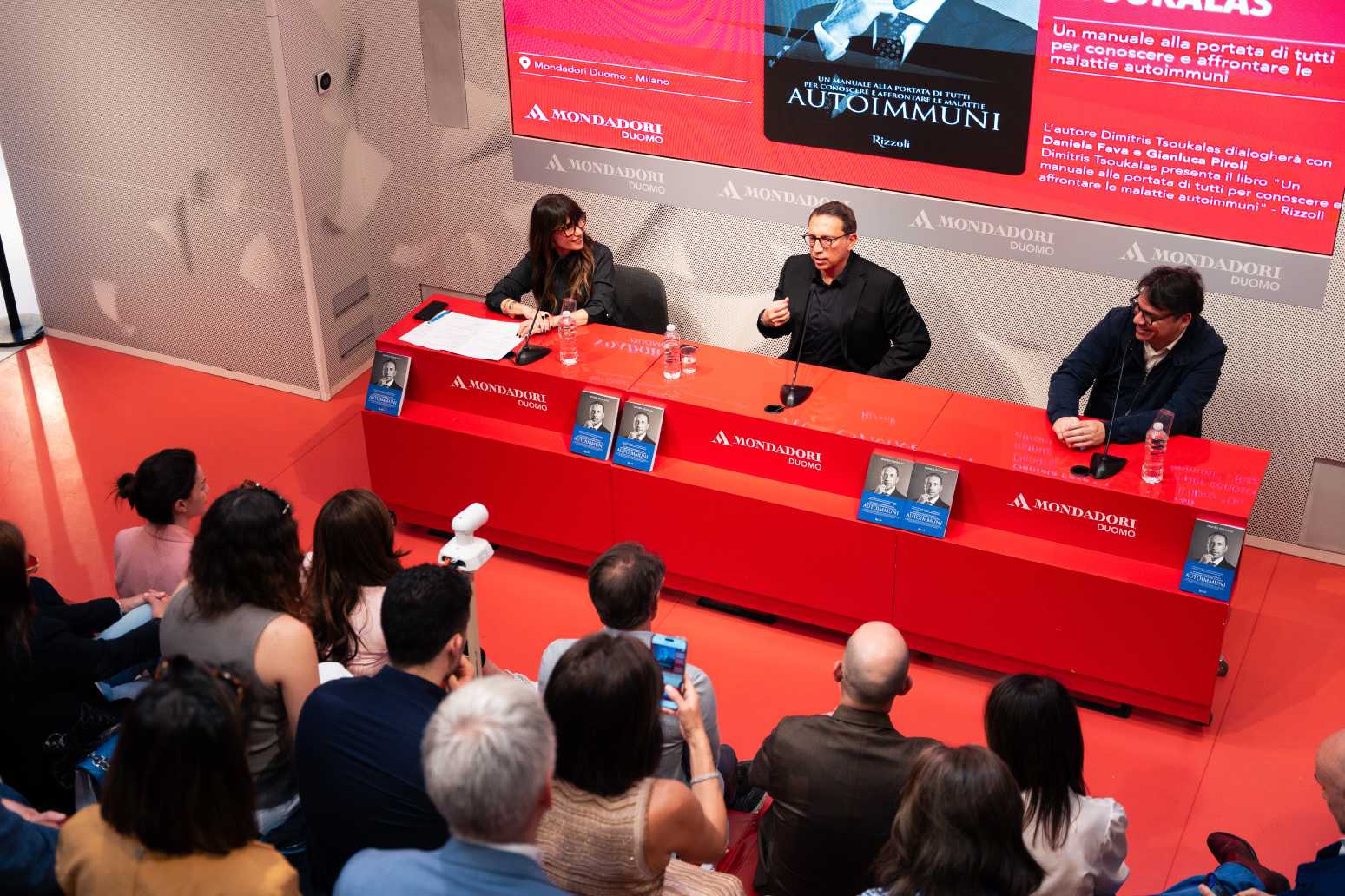 Dimitris Tsoukalas presentazione Mondadori Duomo